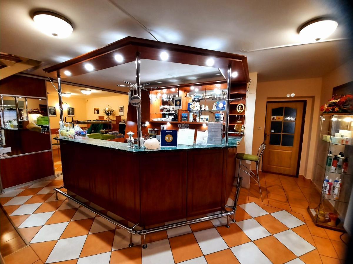 Vila Viktoria Rajecké Teplice エクステリア 写真